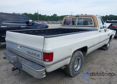 1986 Chevrolet C10 из США, поврежденный, VIN 1GCDC14H0GF388496